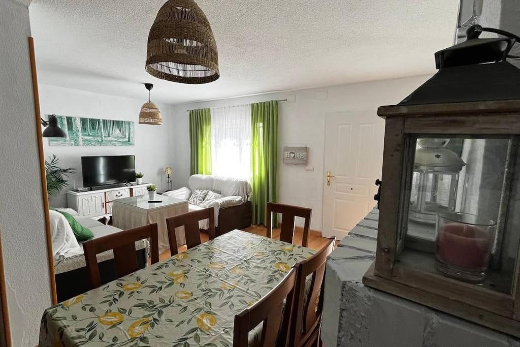 Casa De 5 Habitaciones Hasta 9 Plazas, La Casilla En Durcal, Granada المظهر الخارجي الصورة